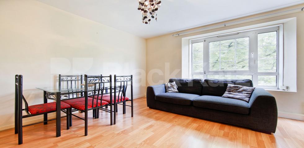 			LET , 2 Bedroom, 1 bath, 1 reception Apartment			 Peckham Road , Camberwell/Peckham